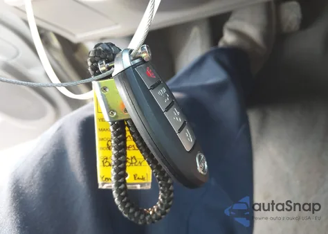 2008 Nissan Sentra 2.0S z USA, uszkodzony, nr VIN 3N1AB61E38L644055